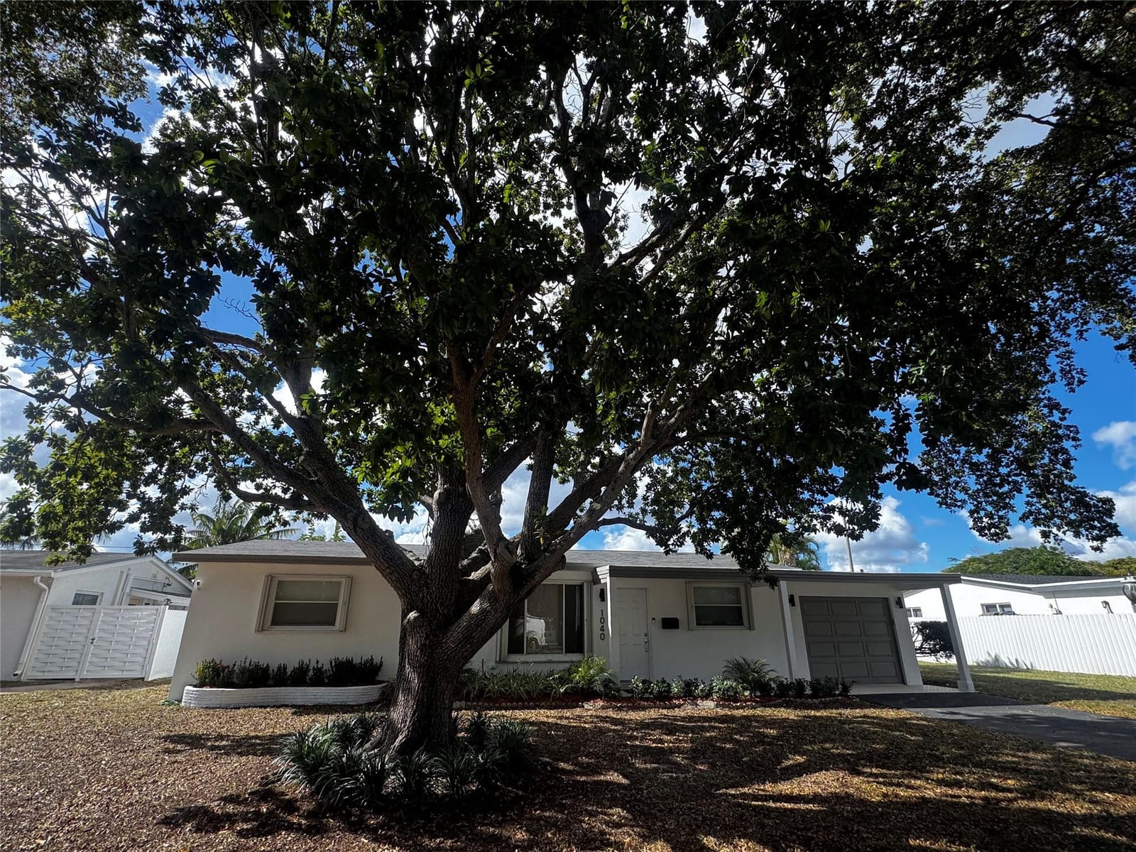 1040 N 74th Way, Hollywood, FL 33024 photo 25