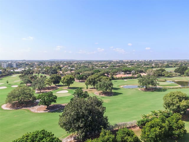 6662 Boca Del Mar Drive 713, sold in Club Royale Condo, Boca Raton, FL