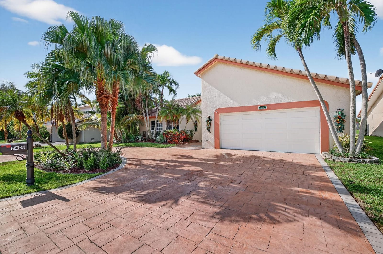 7409 Corkwood Terrace — photo 3