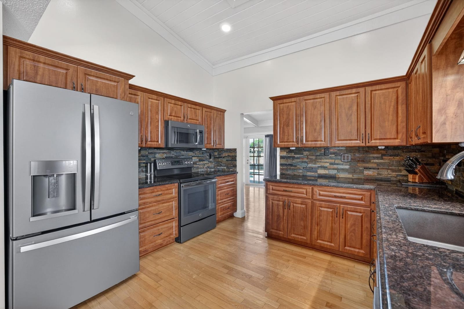 7409 Corkwood Terrace, Tamarac, FL 33321 photo 21