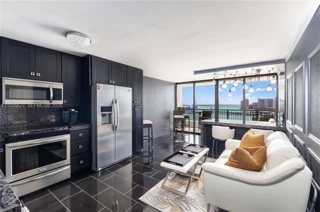 555 NE 15th Street 30H, sold in Venetia Condo, Miami, FL