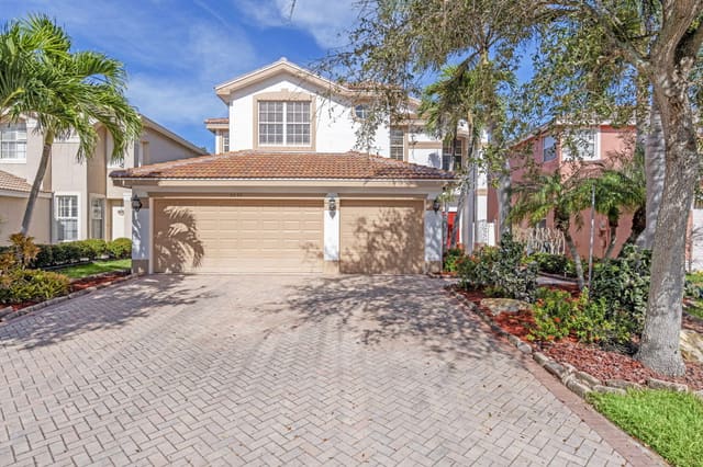 5033 Solar Point Drive, Greenacres, FL 33463
