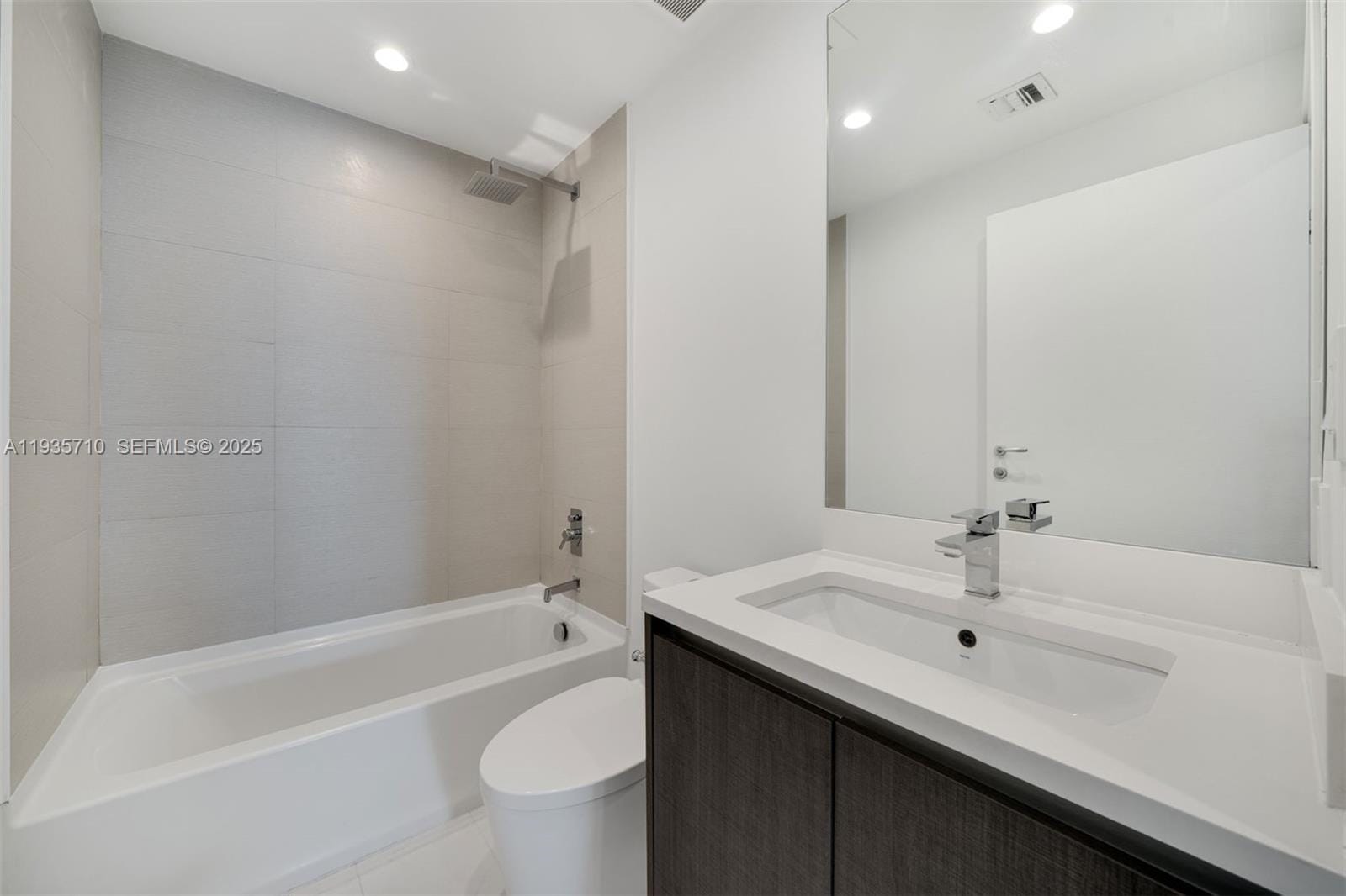 1150 102nd Street 603 — photo 12