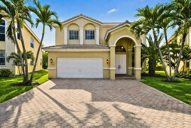 2388 SW 127th Avenue, sold in Pod 1 At Monarch Lakes, Miramar, FL