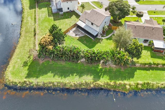 9855 Robins Nest Road, sold in Weitzer Sub 1, Boca Raton, FL