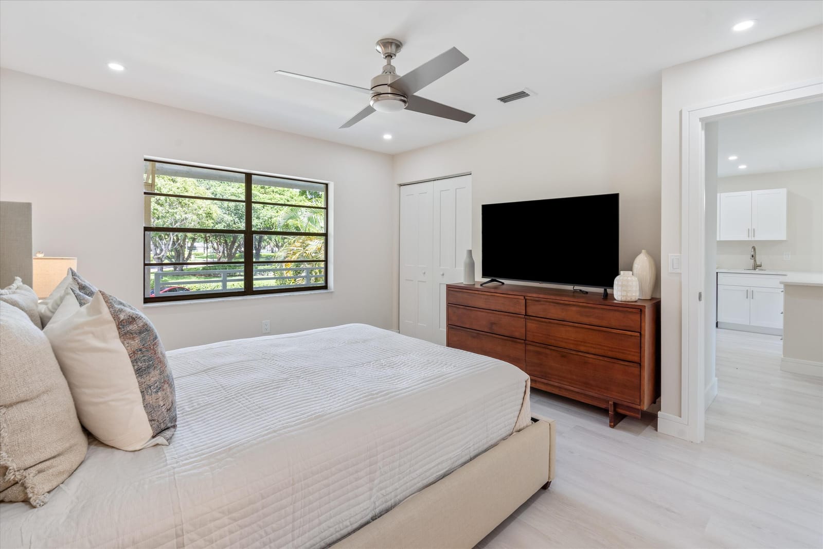 17 Stratford Drive E C, Boynton Beach, FL 33436 photo 20