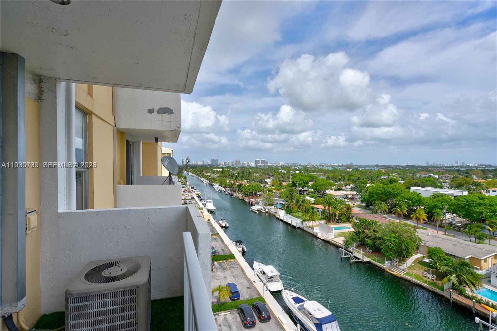 2000 NE 135th Street 908, North Miami, FL 33181 photo 13