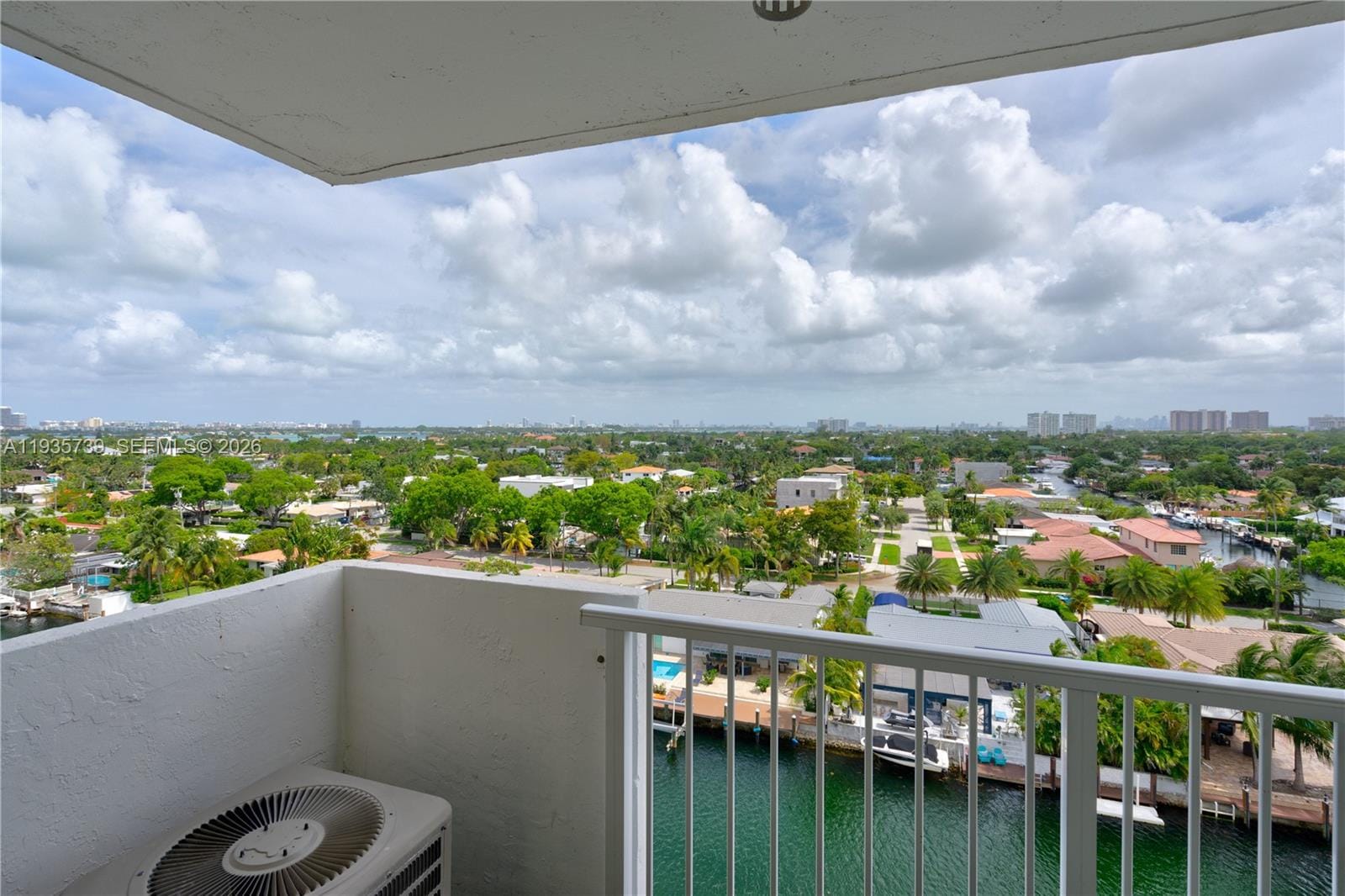 2000 NE 135th Street 908, North Miami, FL 33181 photo 14