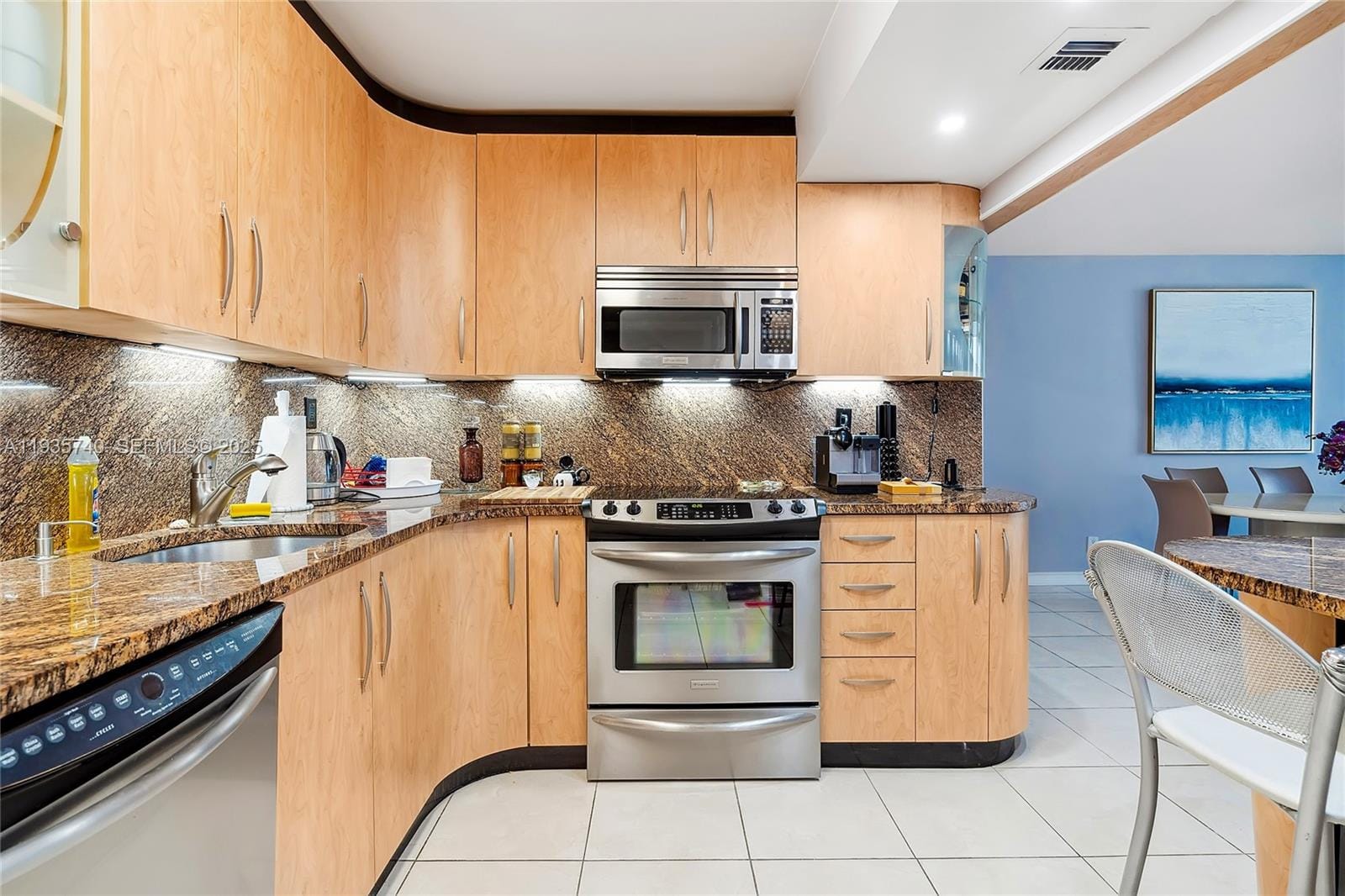 1400 S Ocean Drive 802 — photo 2