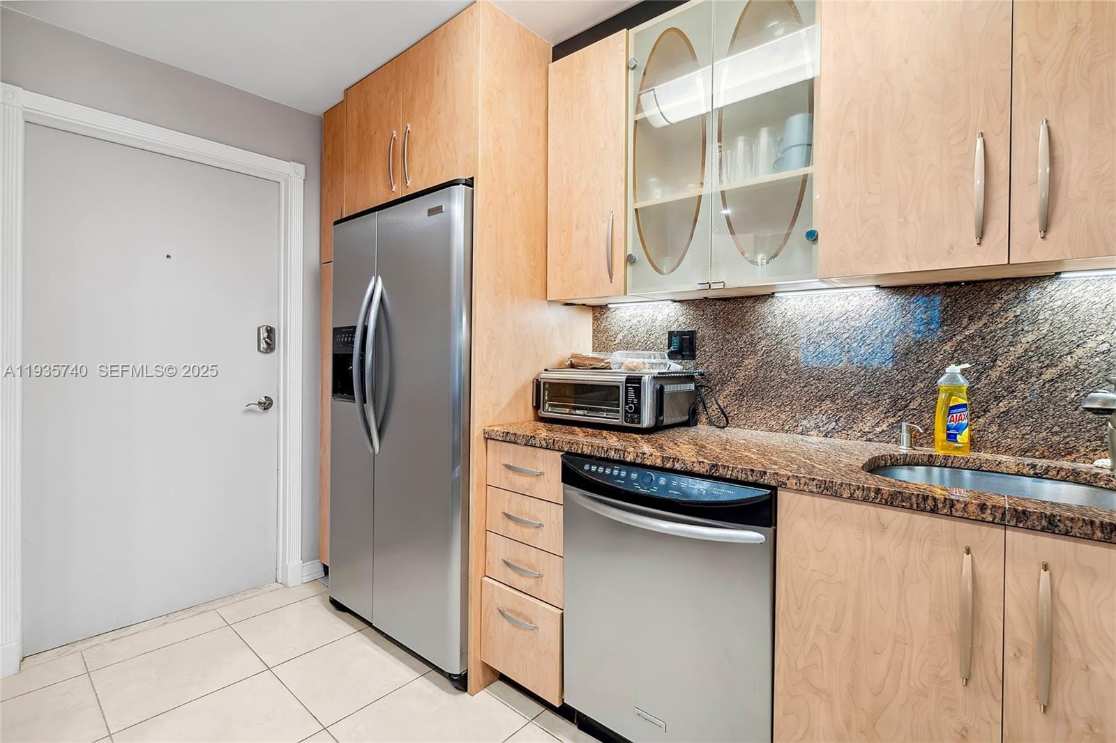 1400 S Ocean Drive 802 — photo 4