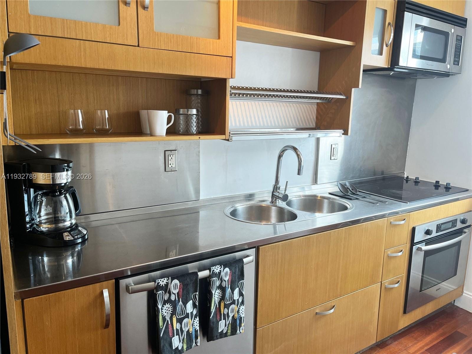 1340 Drexel Avenue 406, Miami Beach, FL 33139 photo 14
