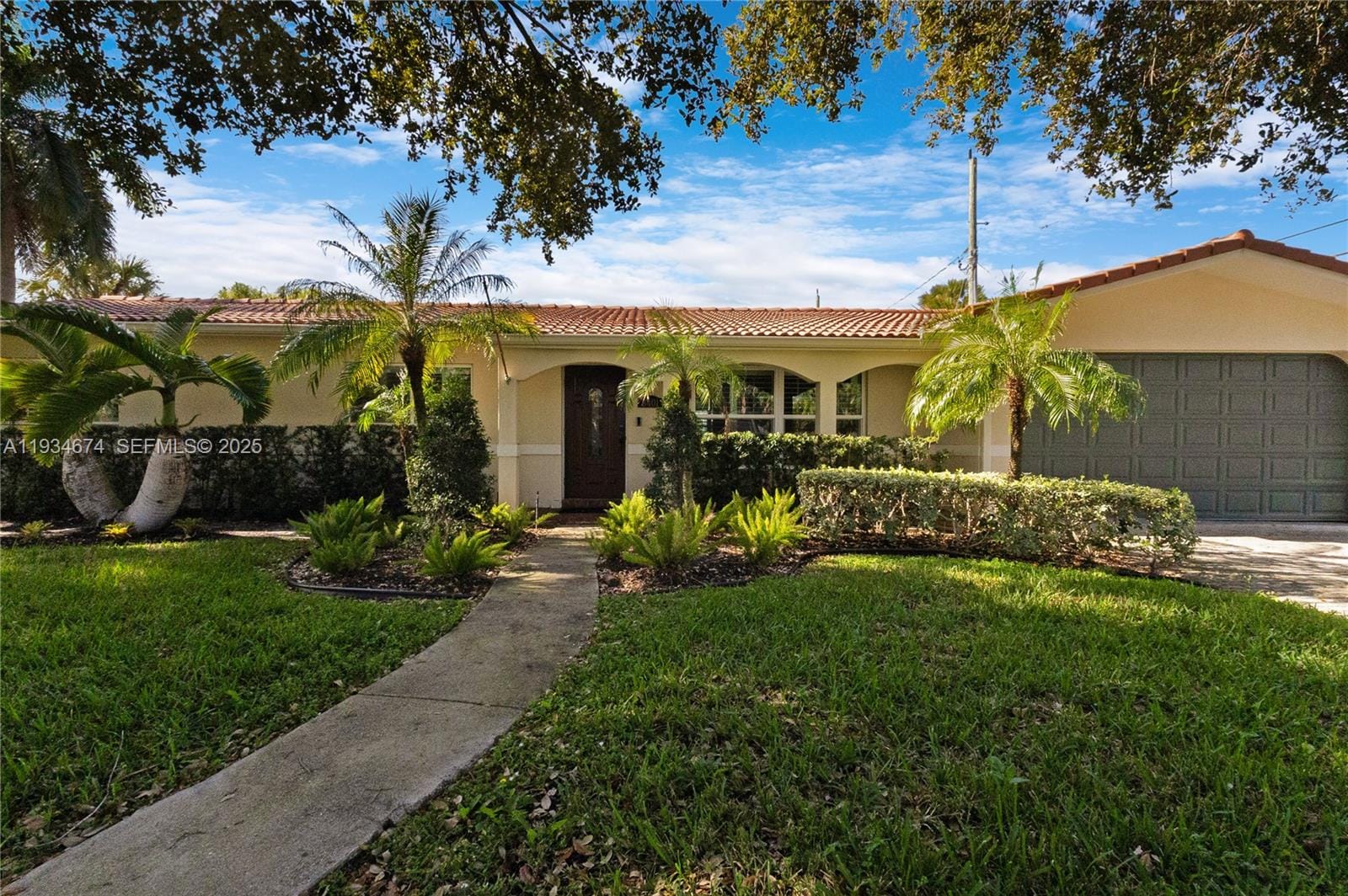 3401 NE 21st Avenue, Lighthouse Point, FL 33064