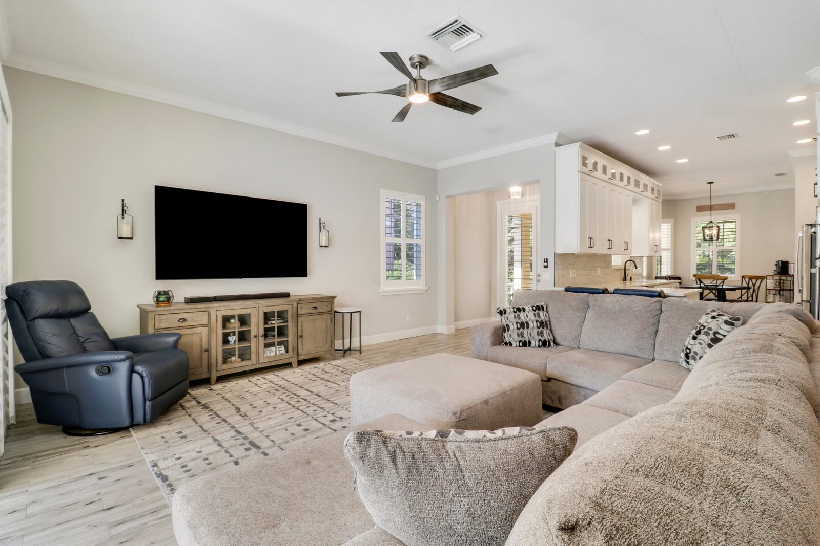 138 Newcastle Drive, Jupiter, FL 33458 photo 12