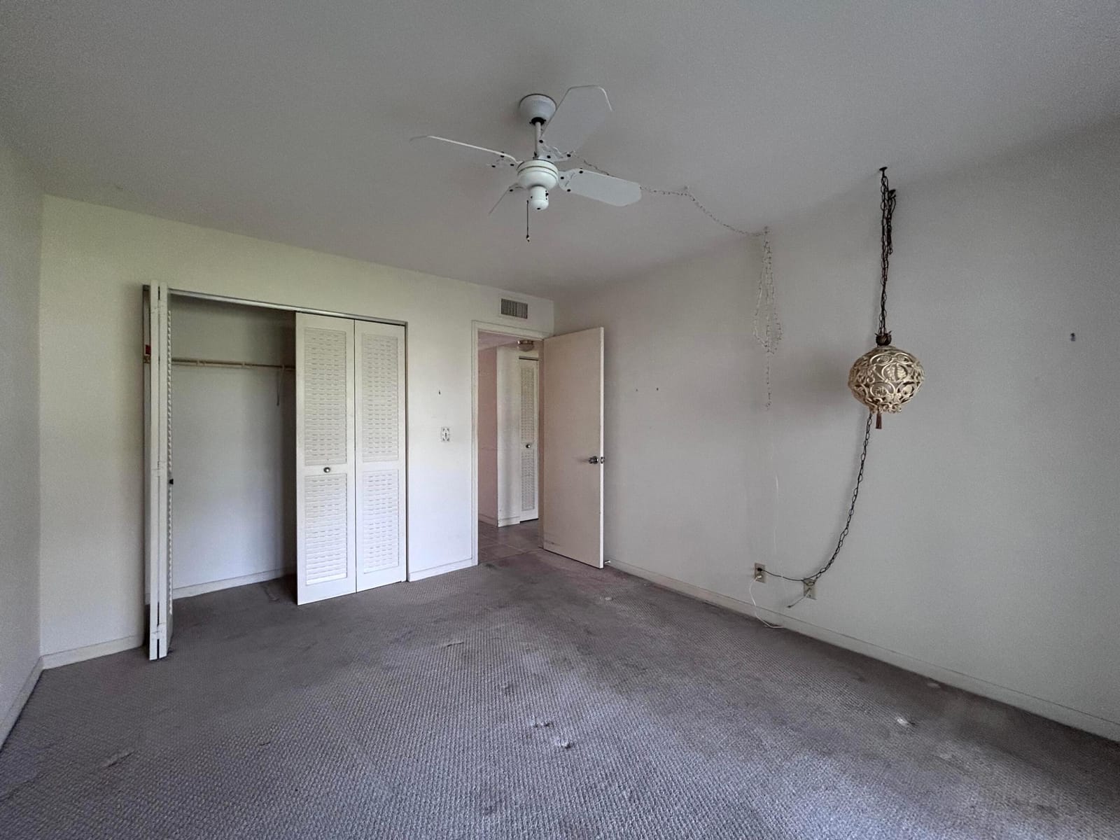 2400 Lake Osborne Drive 102, Lake Worth Beach, FL 33461 photo 14