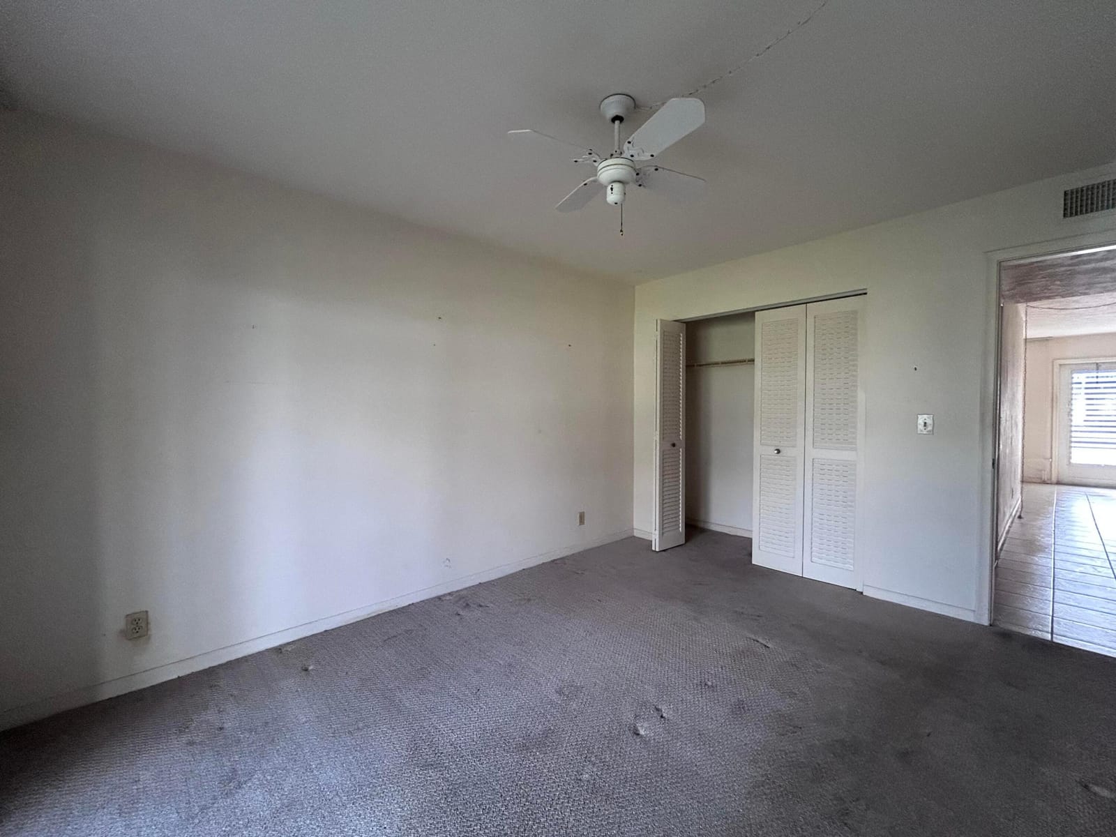 2400 Lake Osborne Drive 102, Lake Worth Beach, FL 33461 photo 17