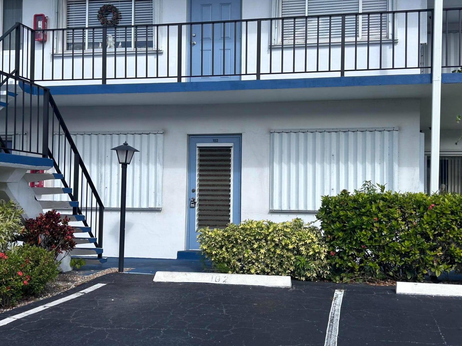 2400 Lake Osborne Drive 102 — photo 5