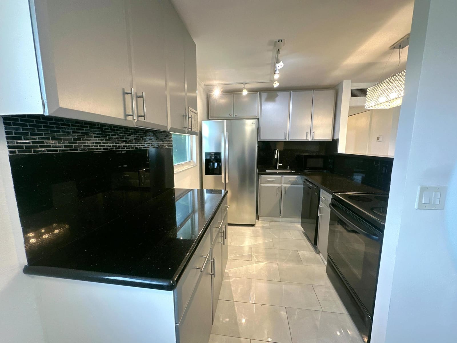 196 Tuscany C Lane — photo 4