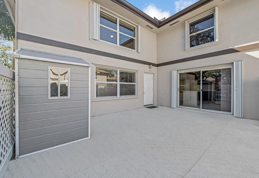 7 Amherst Court Apt A, Royal Palm Beach, FL 33411 photo 7