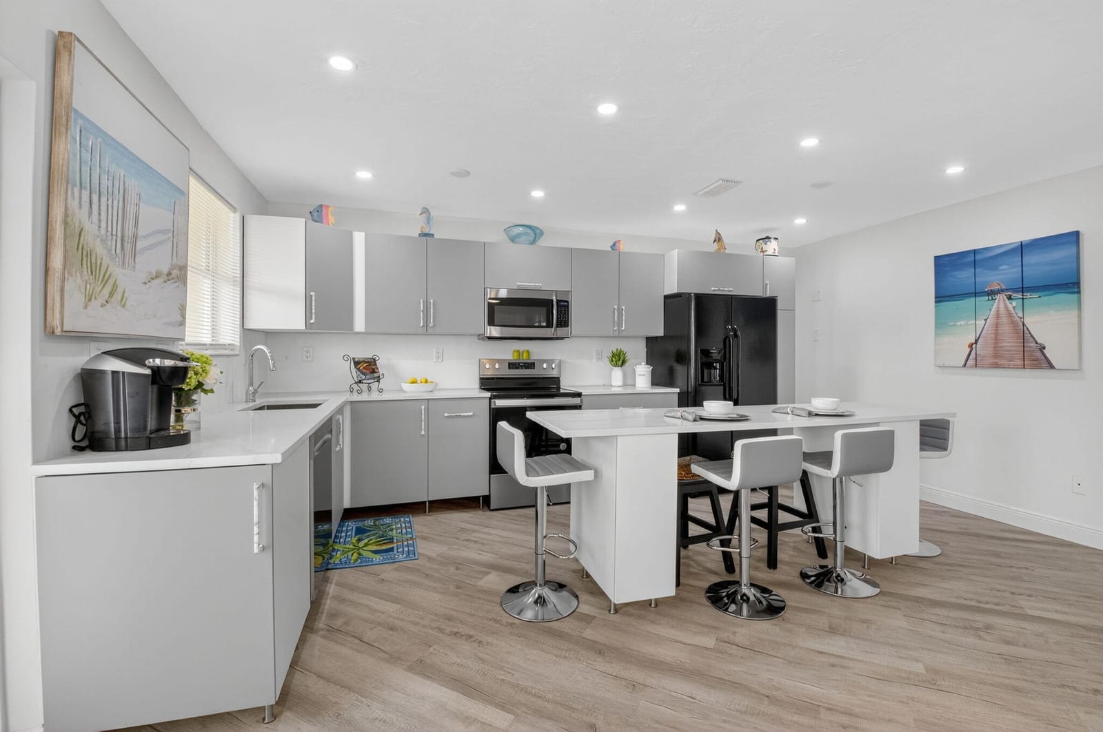 930 Osceola Drive 8 — photo 8