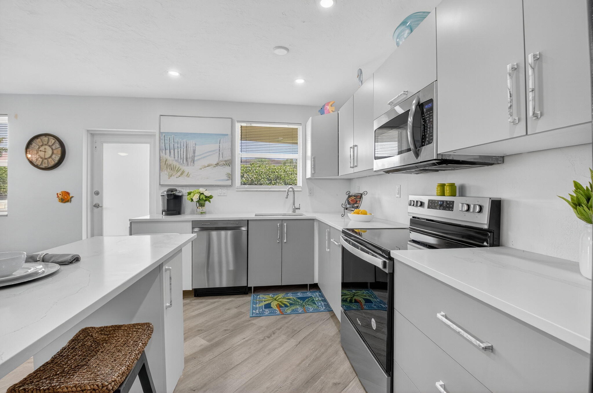930 Osceola Drive 8, Boca Raton, FL 33432
