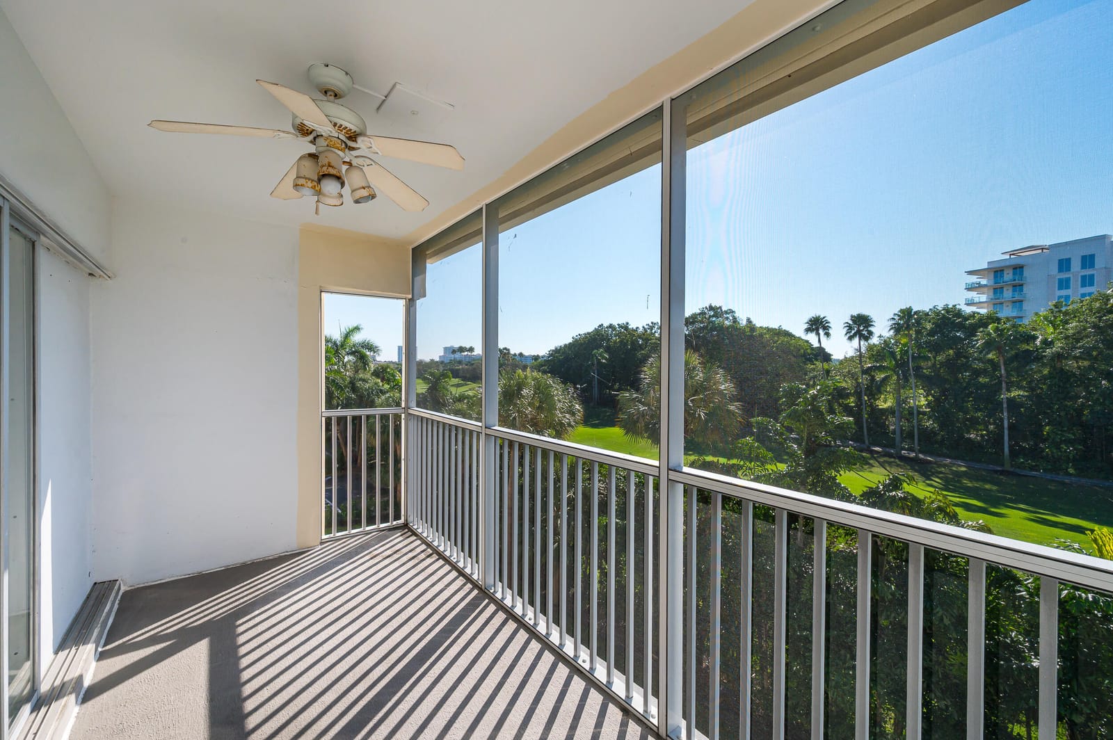 200 E Royal Palm Road 4040 — photo 6