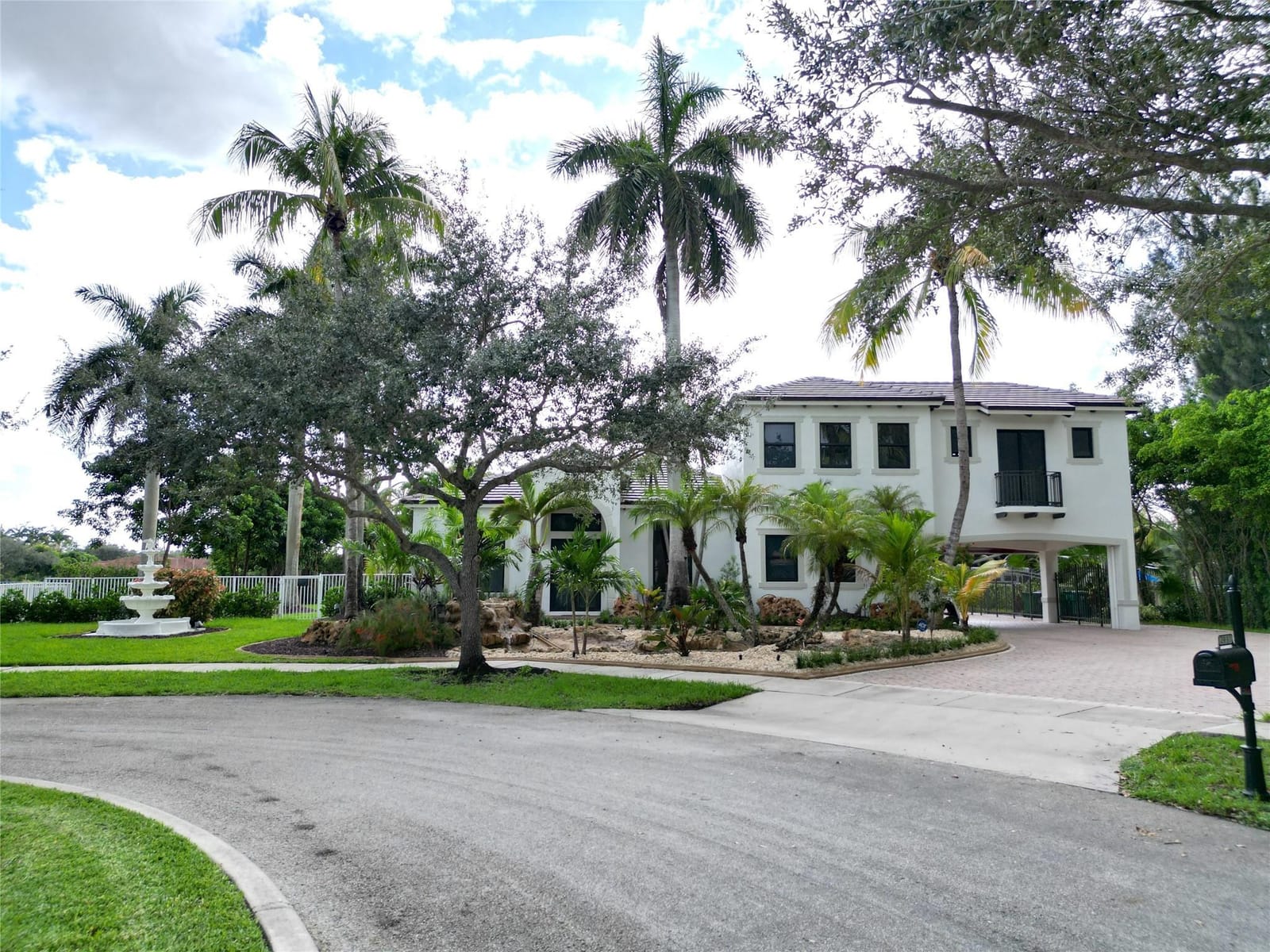 2931 SW 139th Terrace — photo 4