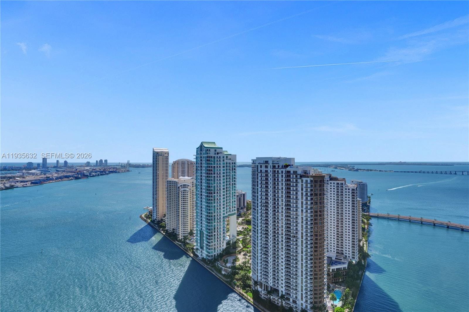 300 Biscayne Blvd Way 3704C — photo 2