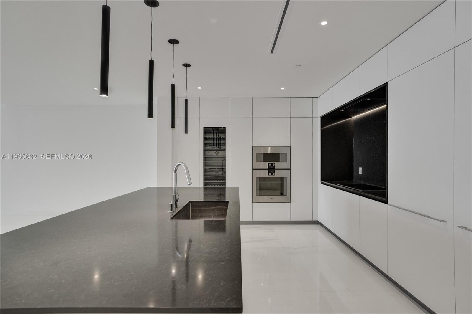 300 Biscayne Blvd Way 3704C, Miami, FL 33131 photo 22