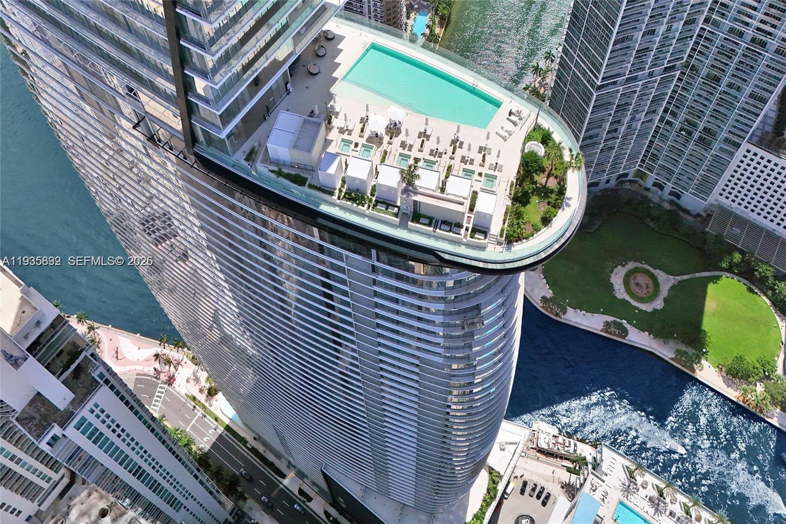300 Biscayne Blvd Way 3704C, Miami, FL 33131, Miami