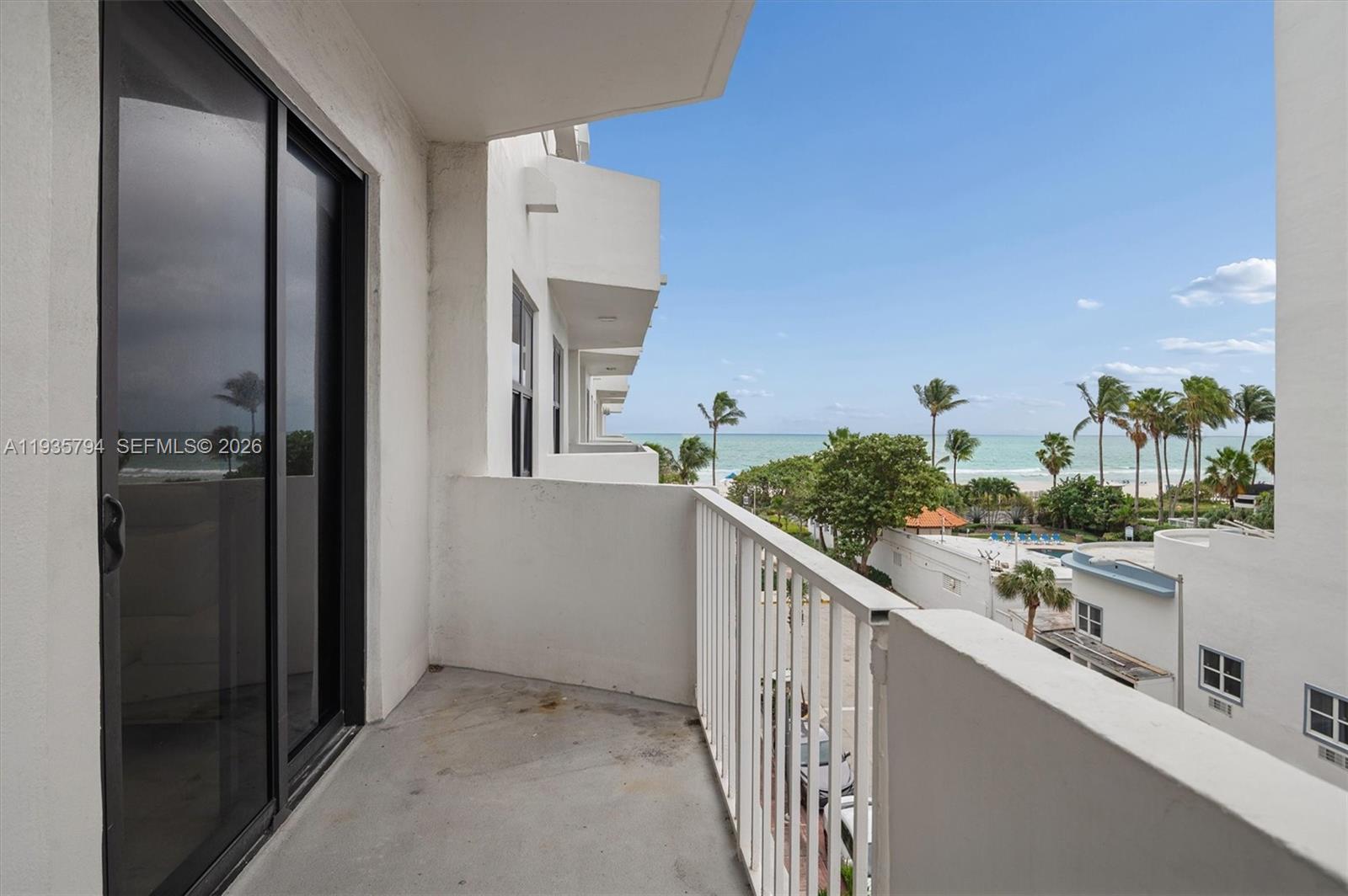 4301 Collins Avenue 403, Miami Beach, FL 33140, Miami Beach