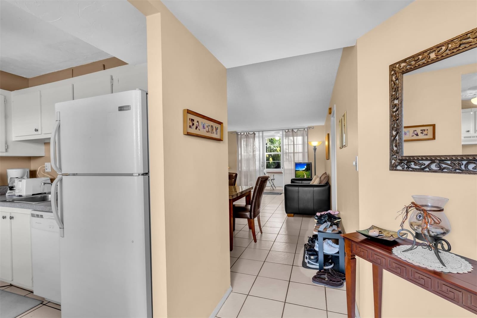 2600 NW 49th Avenue 309 — photo 4