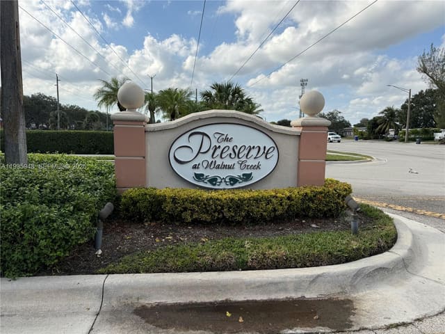 7780 NW 22nd Court 101, Pembroke Pines, FL 33024