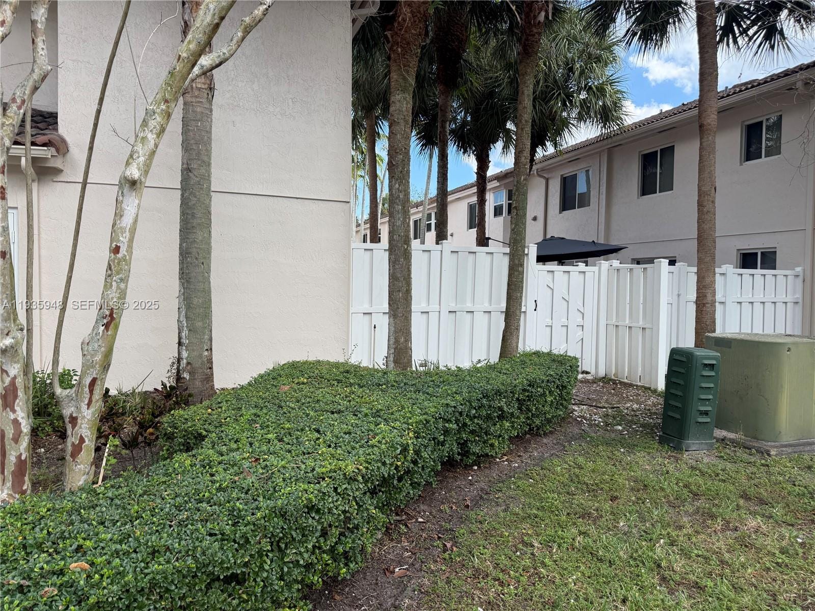 7780 NW 22nd Court 101 — photo 2