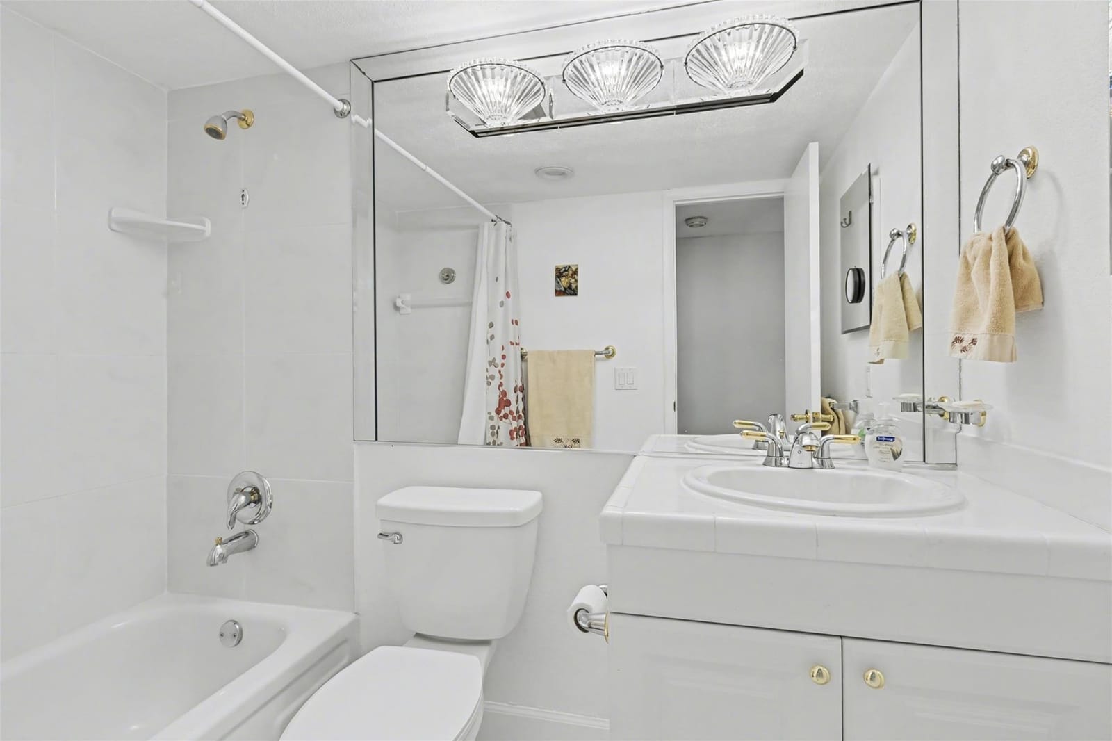 2307 S Cypress Bend Drive 106a, Pompano Beach, FL 33069 photo 17