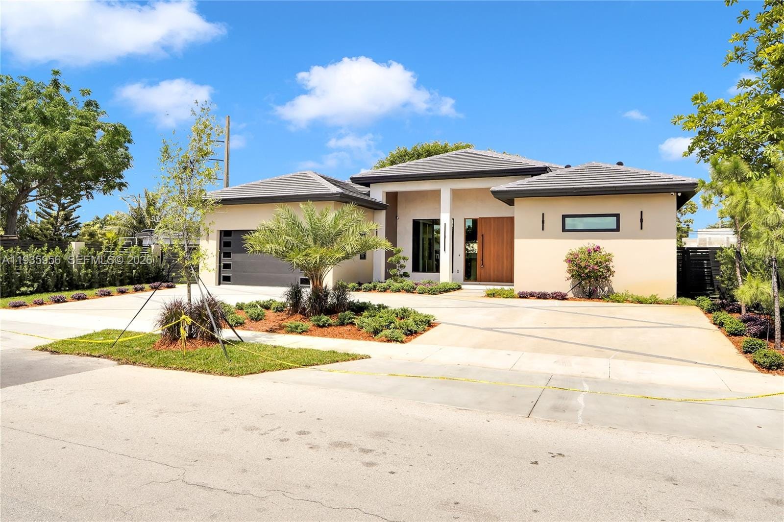 1130 SW 86th Court — photo 3