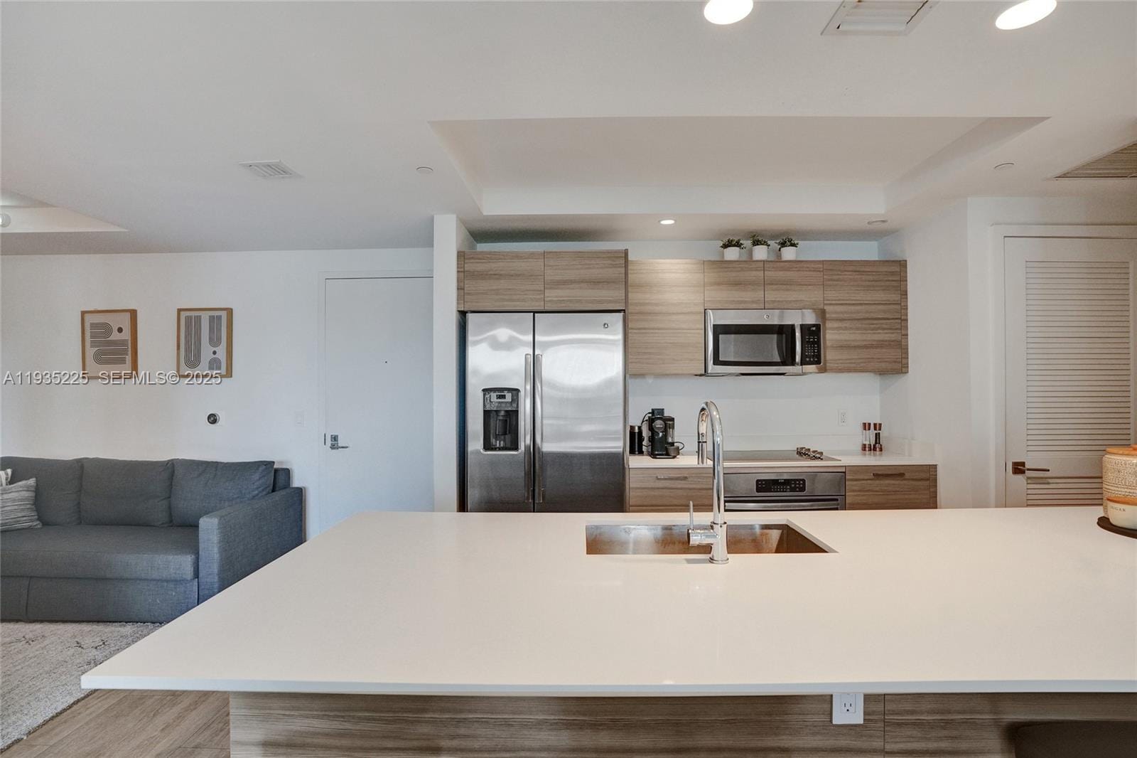 121 NE 34th Street 902, Miami, FL 33137 photo 12