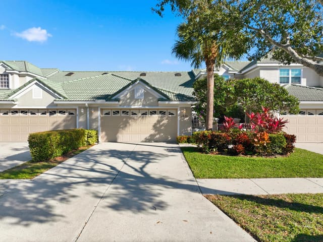 1578 SW Harbour Isles Circle 72, sold in Harbour Isles At Lake Charles, Port St Lucie, FL