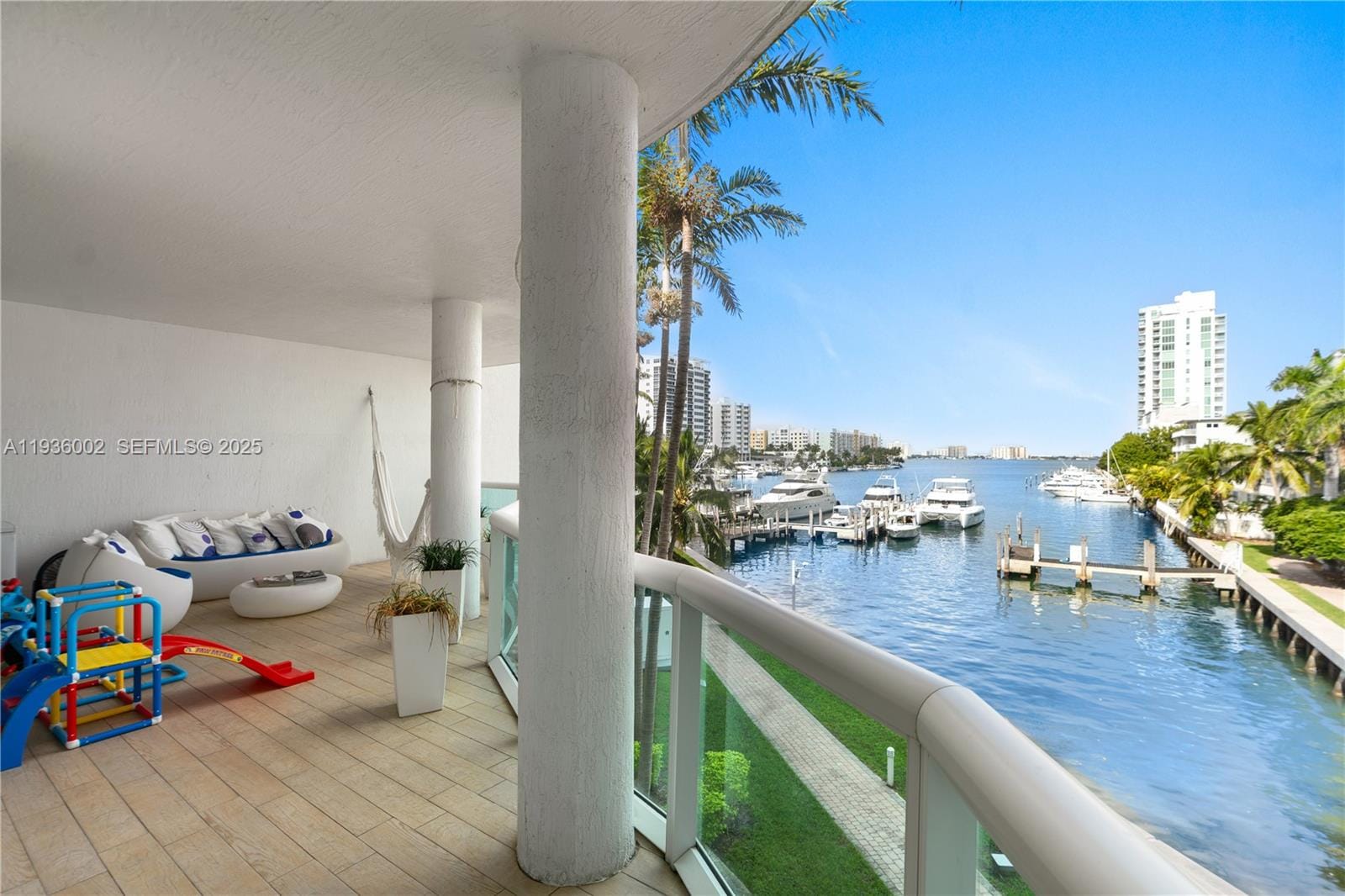 7918 Harbor Island Drive 212 — photo 1