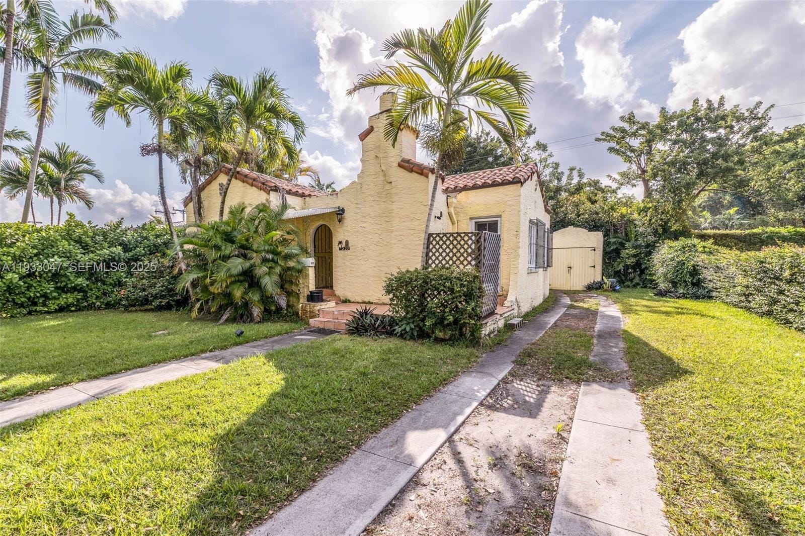 222 Romano Avenue, Coral Gables, FL 33134 photo 12