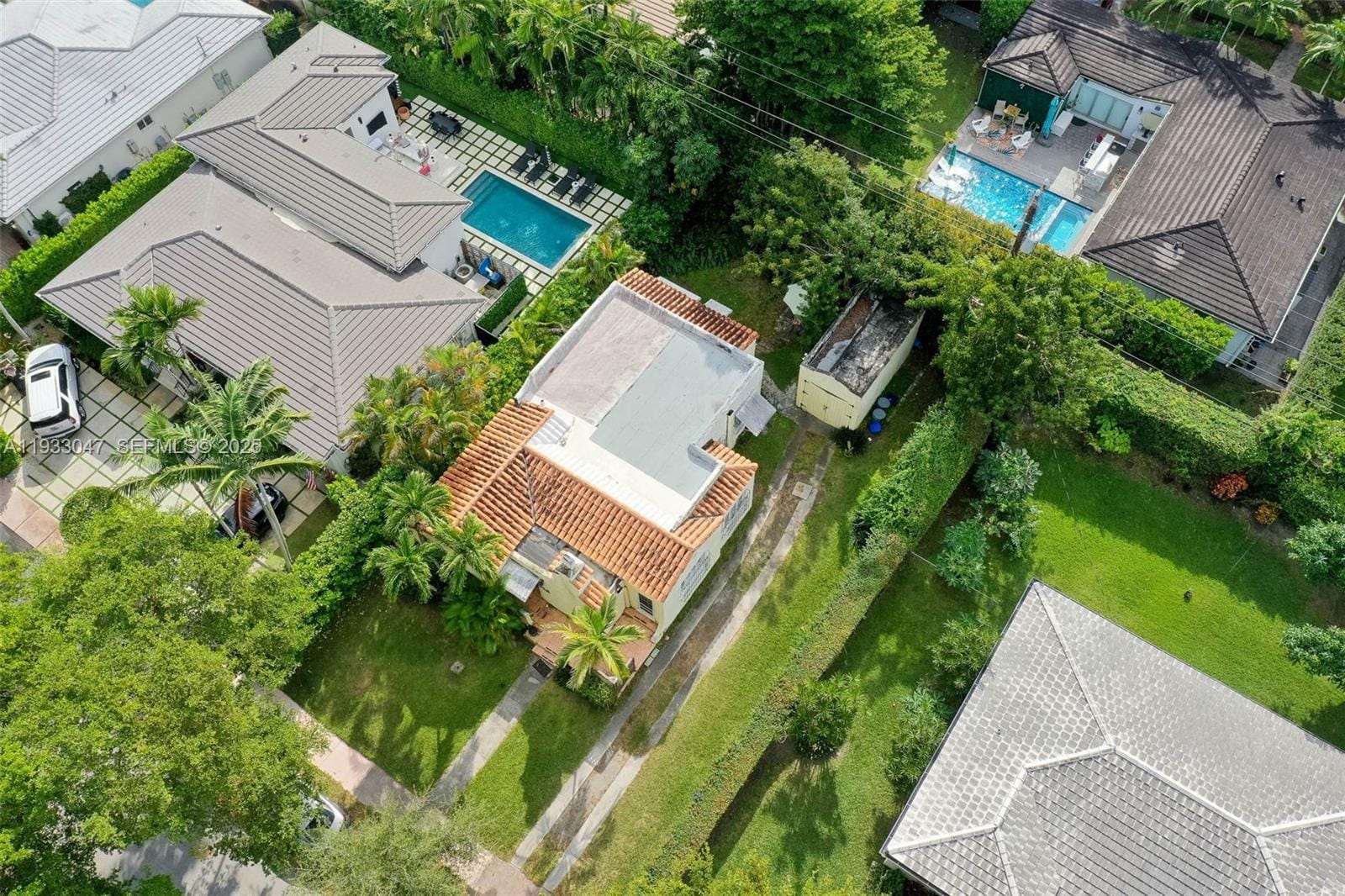 222 Romano Avenue, Coral Gables, FL 33134 photo 9