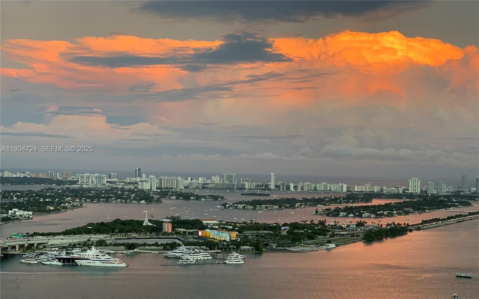 900 Biscayne Boulevard 4504, Miami, FL 33132 photo 2