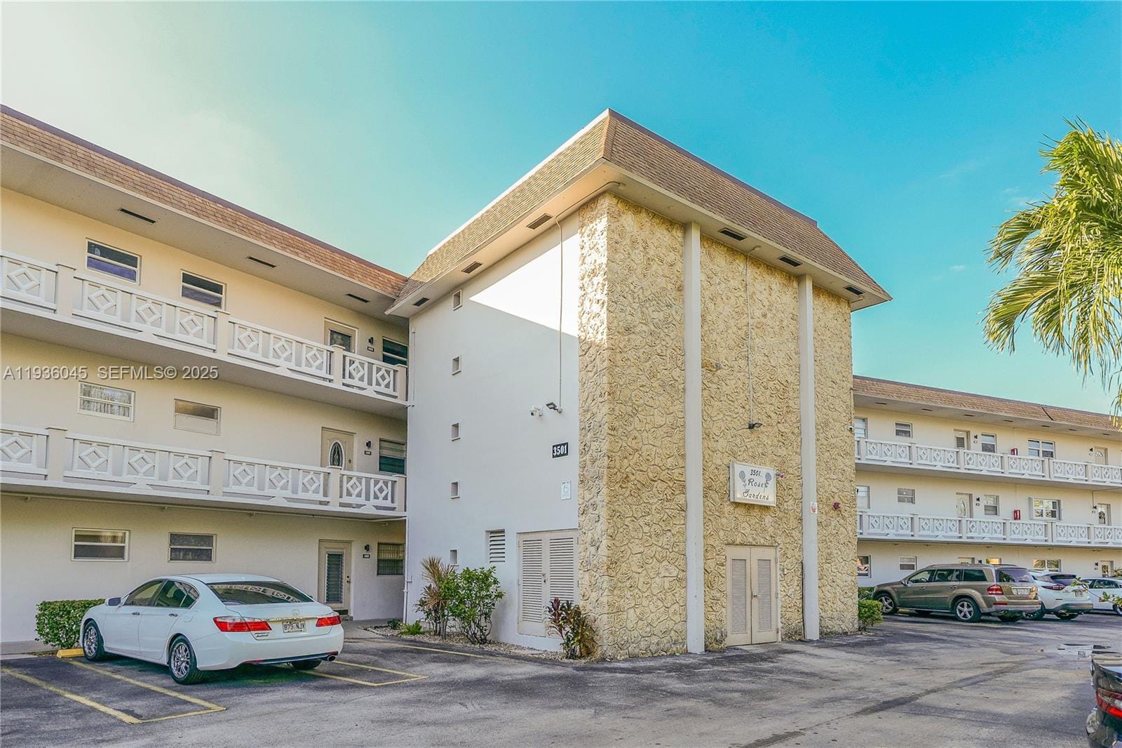 3501 NW 47th Avenue 604, Lauderdale Lakes, FL 33319 photo 28