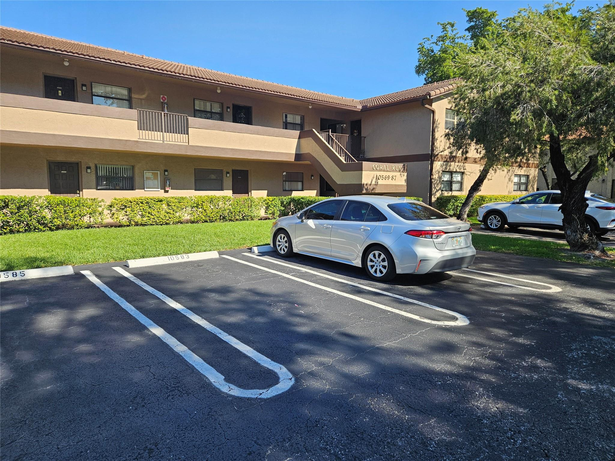 10571 Royal Palm Boulevard 10571, Coral Springs, FL 33065, Coral Springs