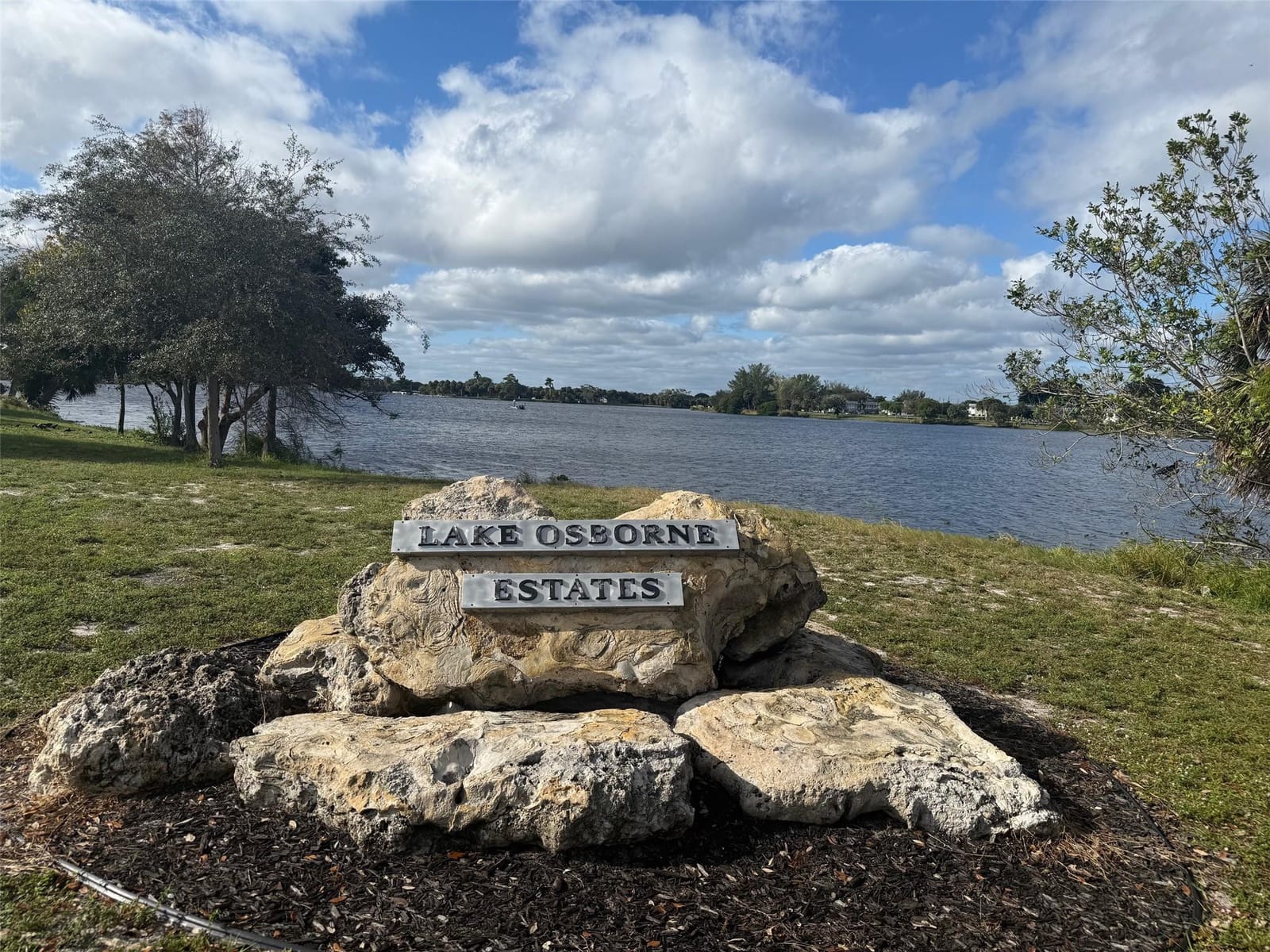 920 Wright Drive, Lake Worth Beach, FL 33461 photo 3