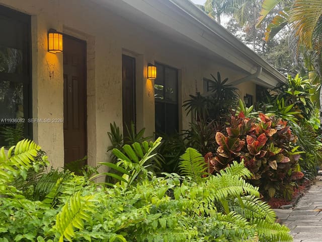 1455 Holly Heights Drive 42, sold in Fusion Gardens, Fort Lauderdale, FL