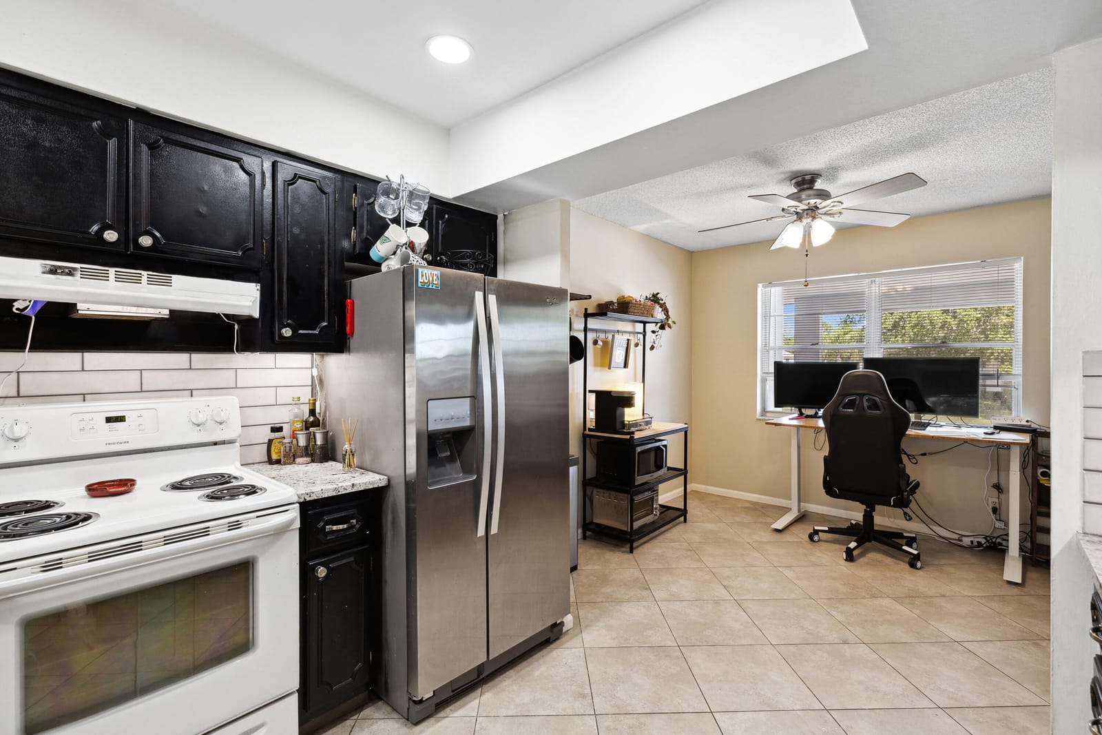 3075 E Gardens East Drive 32 — photo 5