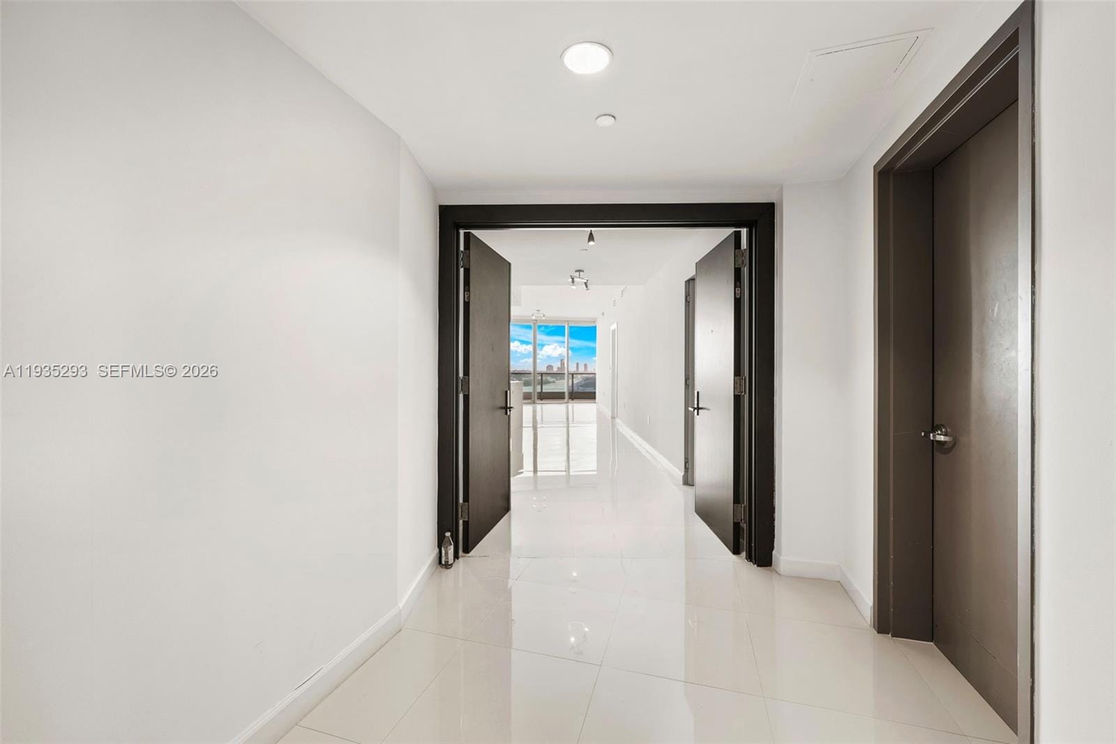 900 Biscayne Boulevard 2106, Miami, FL 33132 photo 14