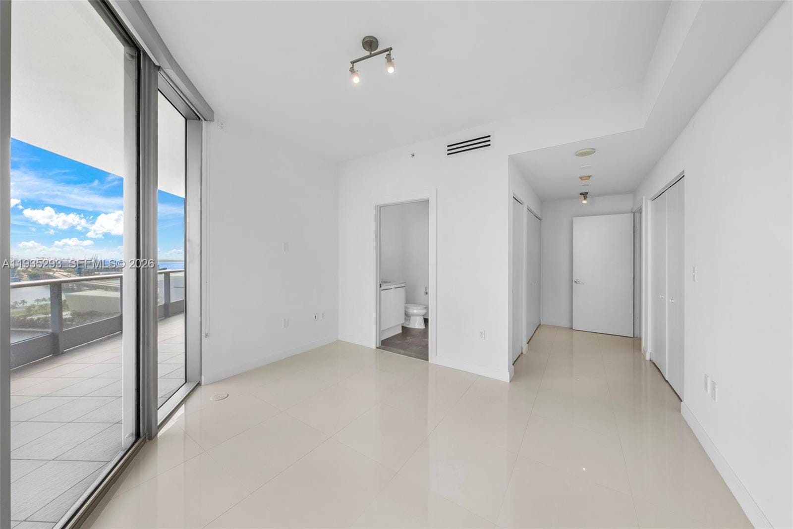 900 Biscayne Boulevard 2106, Miami, FL 33132 photo 15
