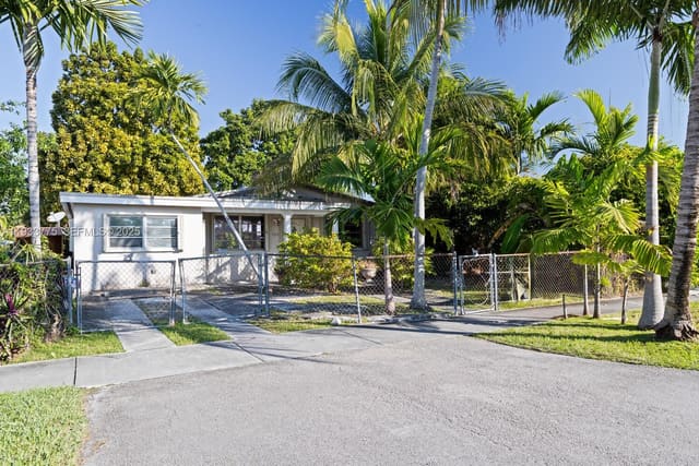 7515 SW 32nd Street, Miami, FL 33155