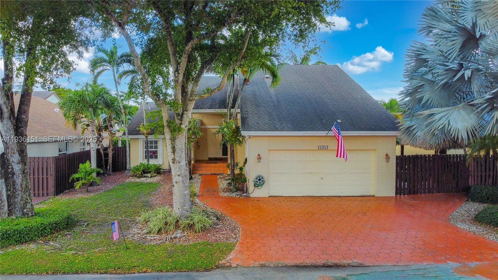 4 bedroom home for sale at 4235 148th, Miami, FL 33185 — $660,000